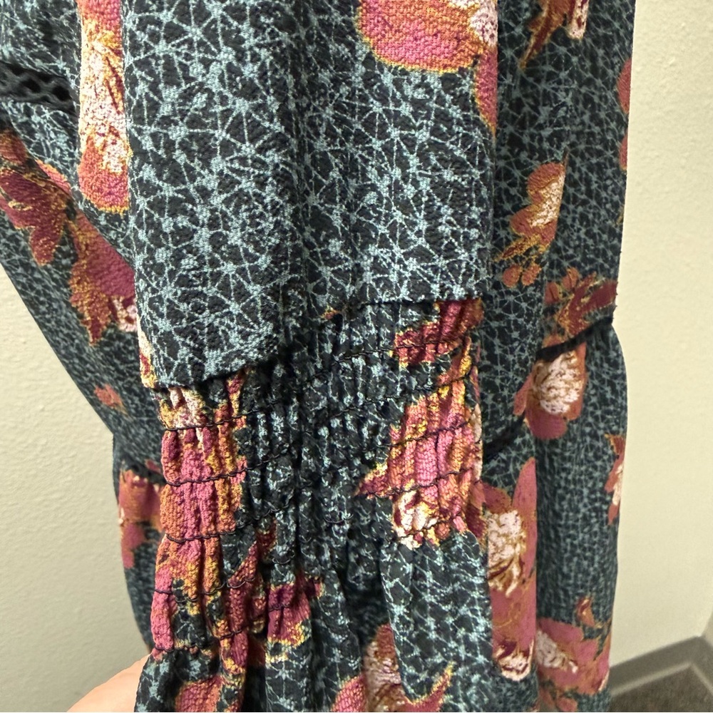 Knox Rose Boho Floral Peasant Blouse Blue Burgundy Medium Tassel - Picture 6 of 11